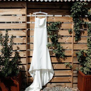 Justin Alexander Signature Wedding Dress - Size 8